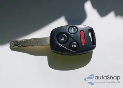 2011 Honda Accord 3.5 Ex-L z USA, uszkodzony, nr VIN 1HGCP3F89BA002447